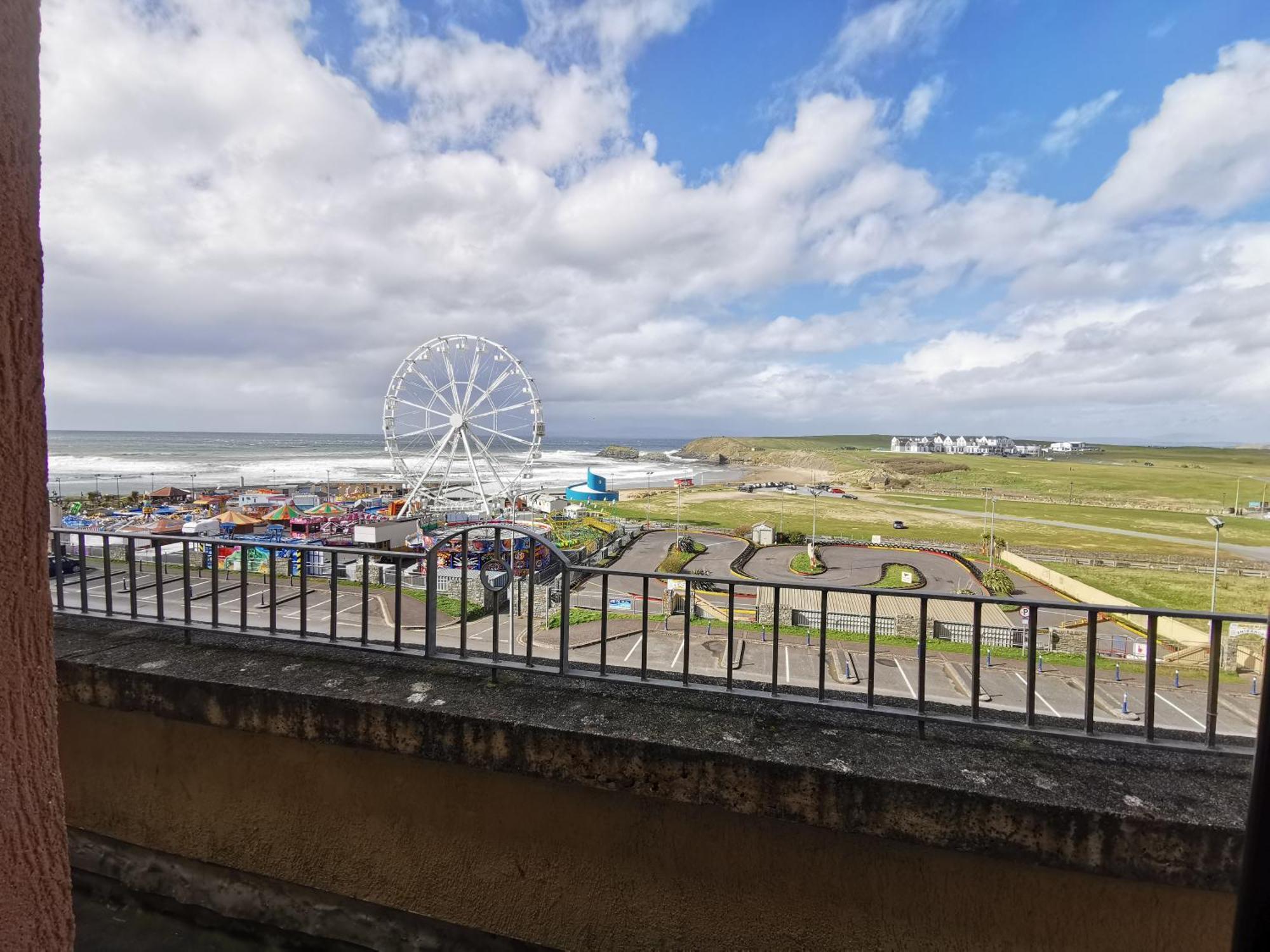Palm Cove Bundoran Luxurious Sea View Balcony Free Wifi Netflix Sleeps 5公寓 外观 照片